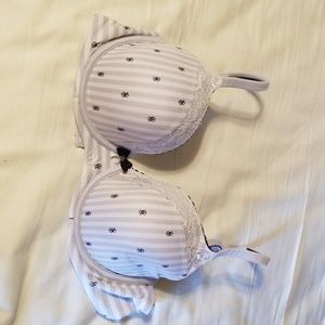 Victoria Secret Bra